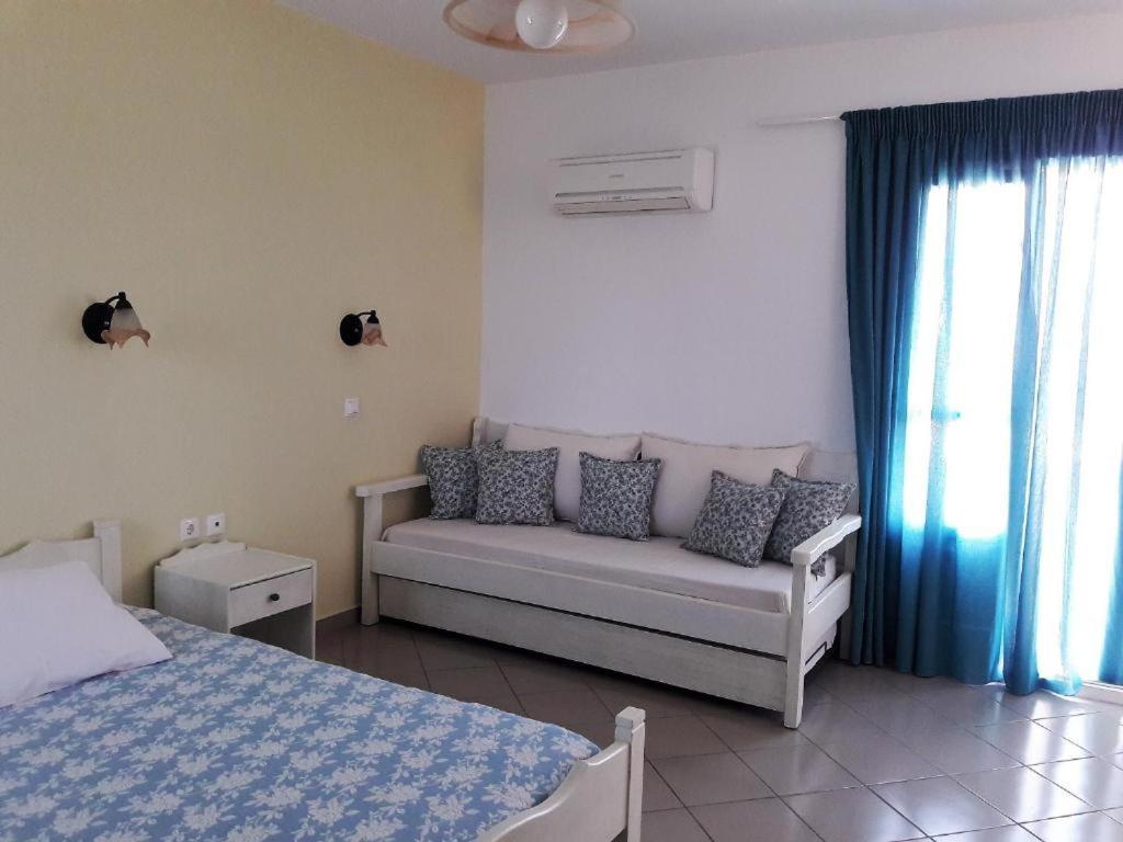 Elpidas Studios Agia Anna  Екстер'єр фото